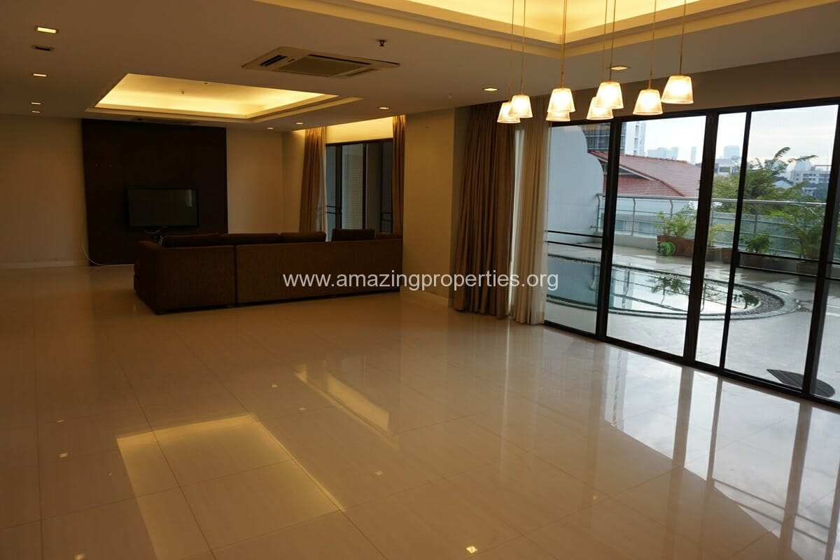 3-Bedroom-Condo-Le-Raffine-Sukhumvit-24-6-3173.jpg