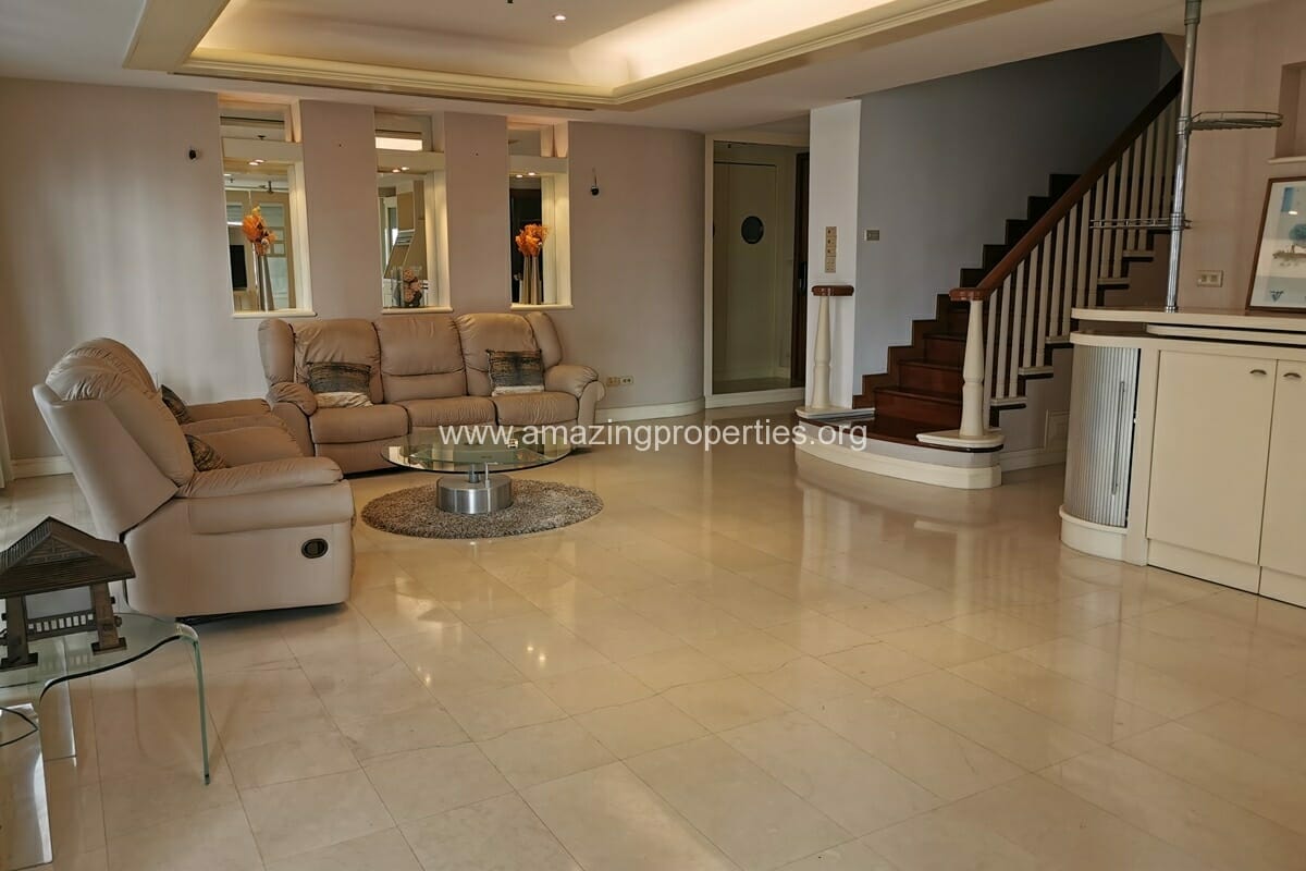 3-Bedroom-Condo-Le-Raffine-Sukhumvit-24-8-7662.jpg
