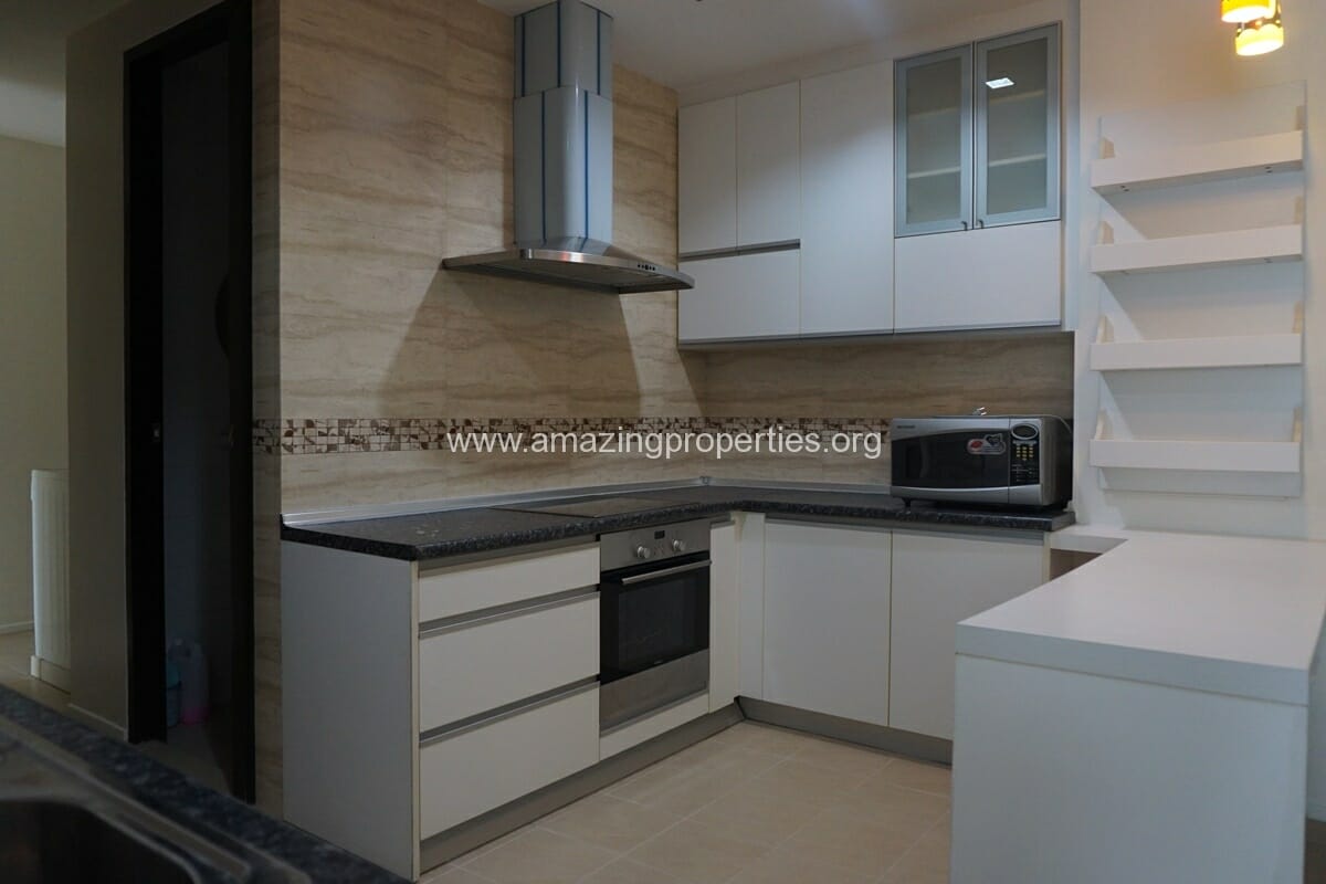 3-Bedroom-Condo-Madison-Sukhumvit-41-27-8520.jpg