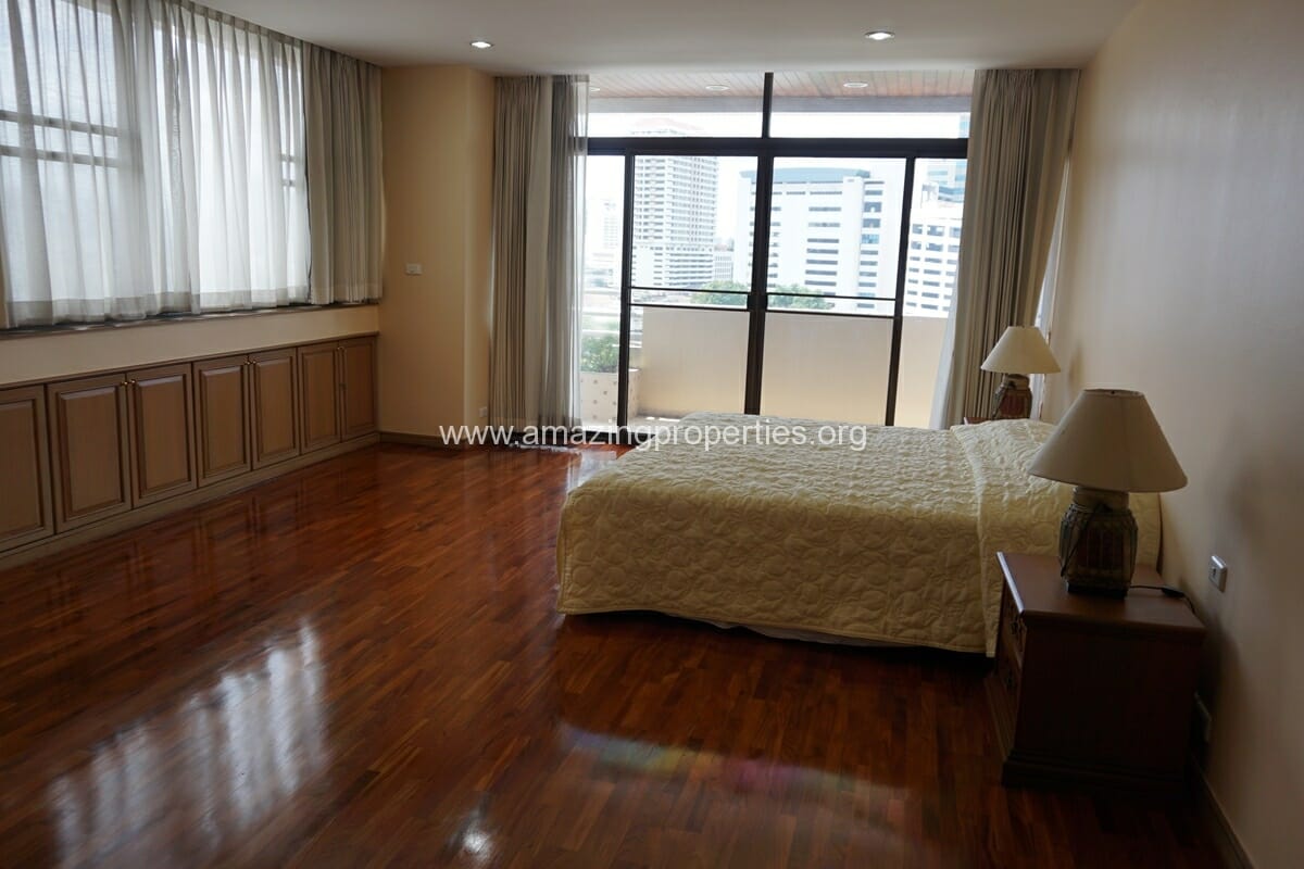 3-Bedroom-Condo-Ruamsuk-Condominium-15-9243.jpg