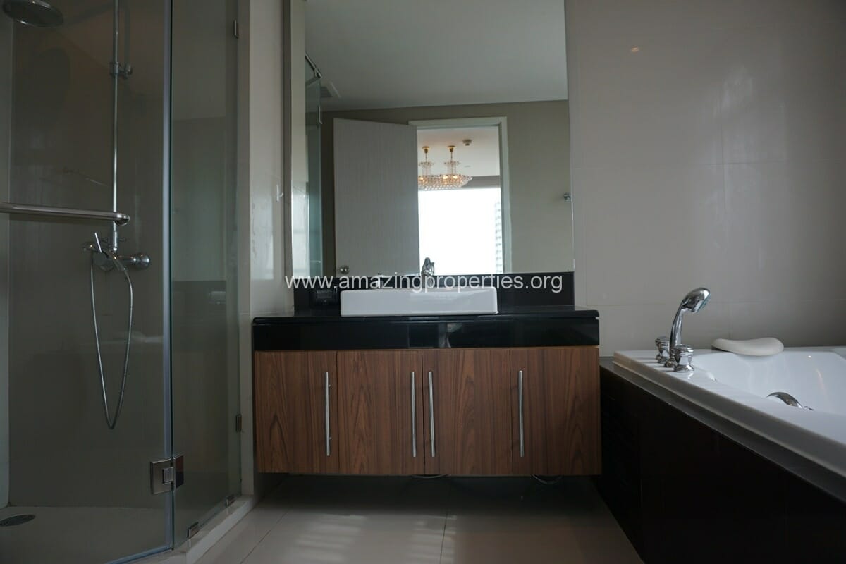 3-Bedroom-Condo-for-Rent-at-Fullerton-Sukhumvit-26-1-8011.jpg