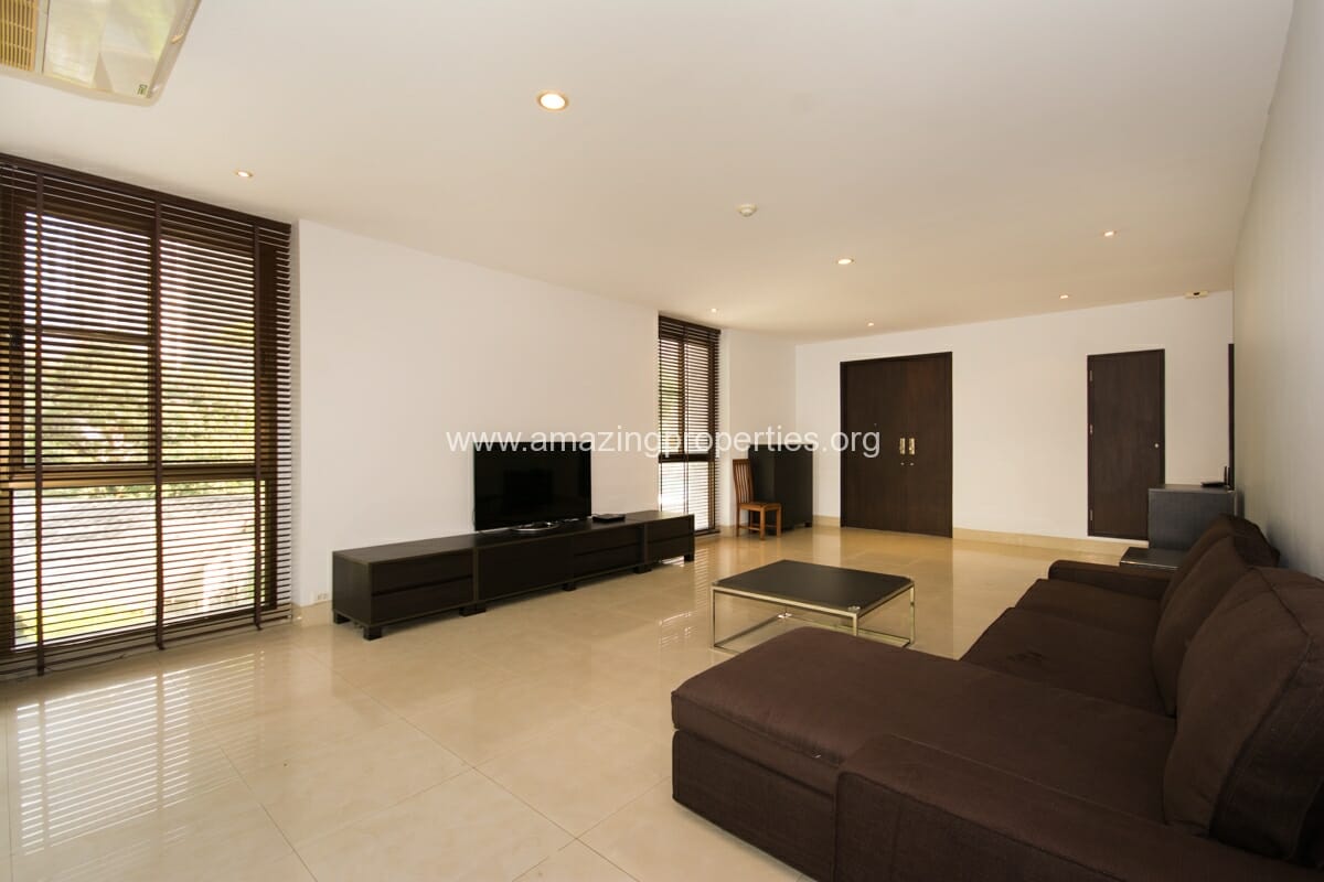 3-Bedroom-Condo-for-rent-Sukhumvit-24-Home-2-1619.jpg
