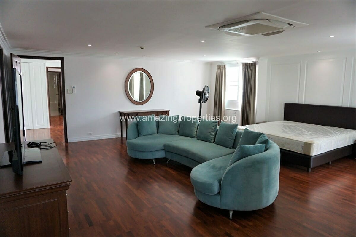 3-Bedroom-Duplex-Penthouse-Jaspal-Residential-2-27-7305.jpg
