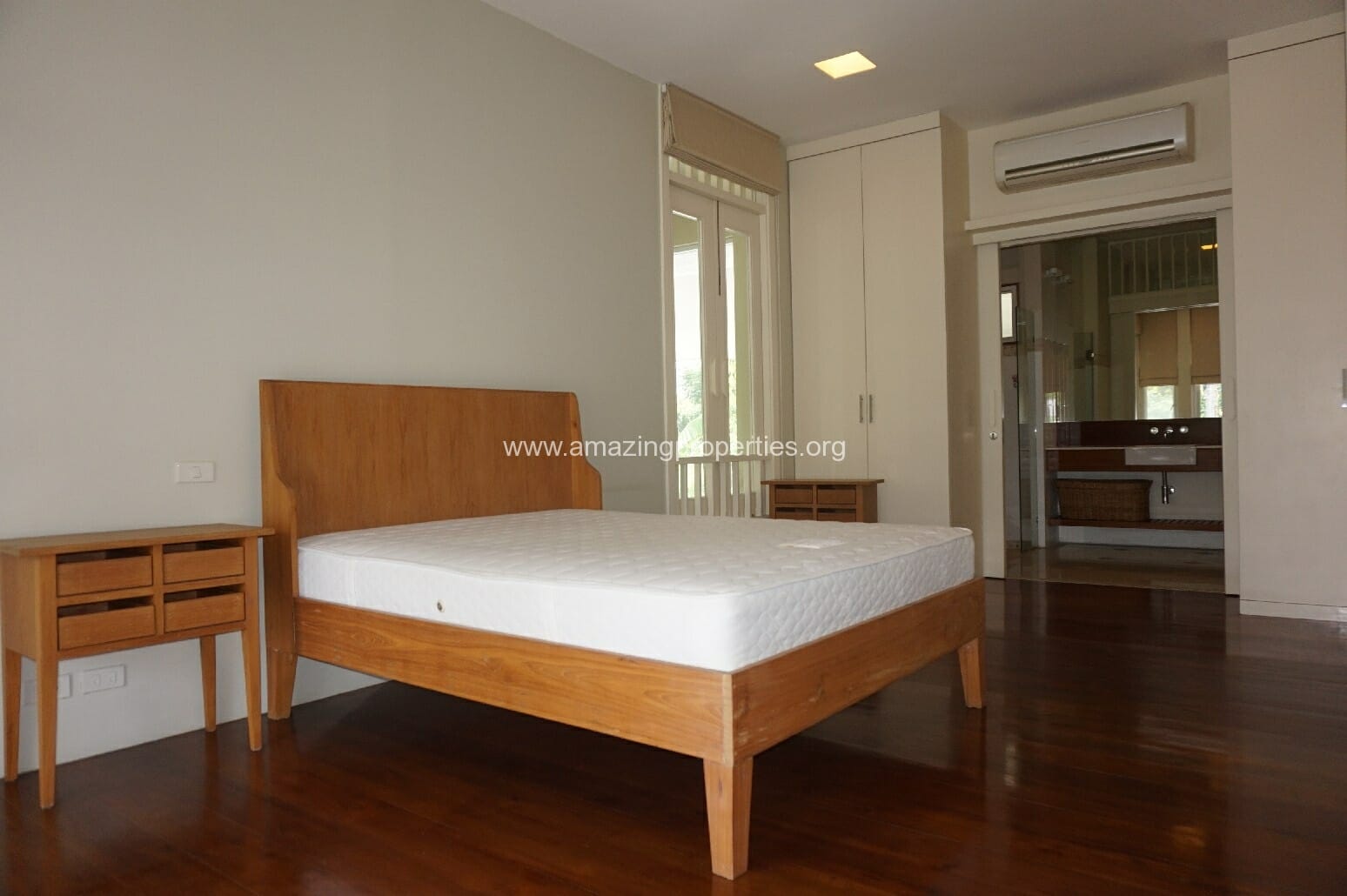 3-Bedroom-House-Asoke-14-1357.jpg
