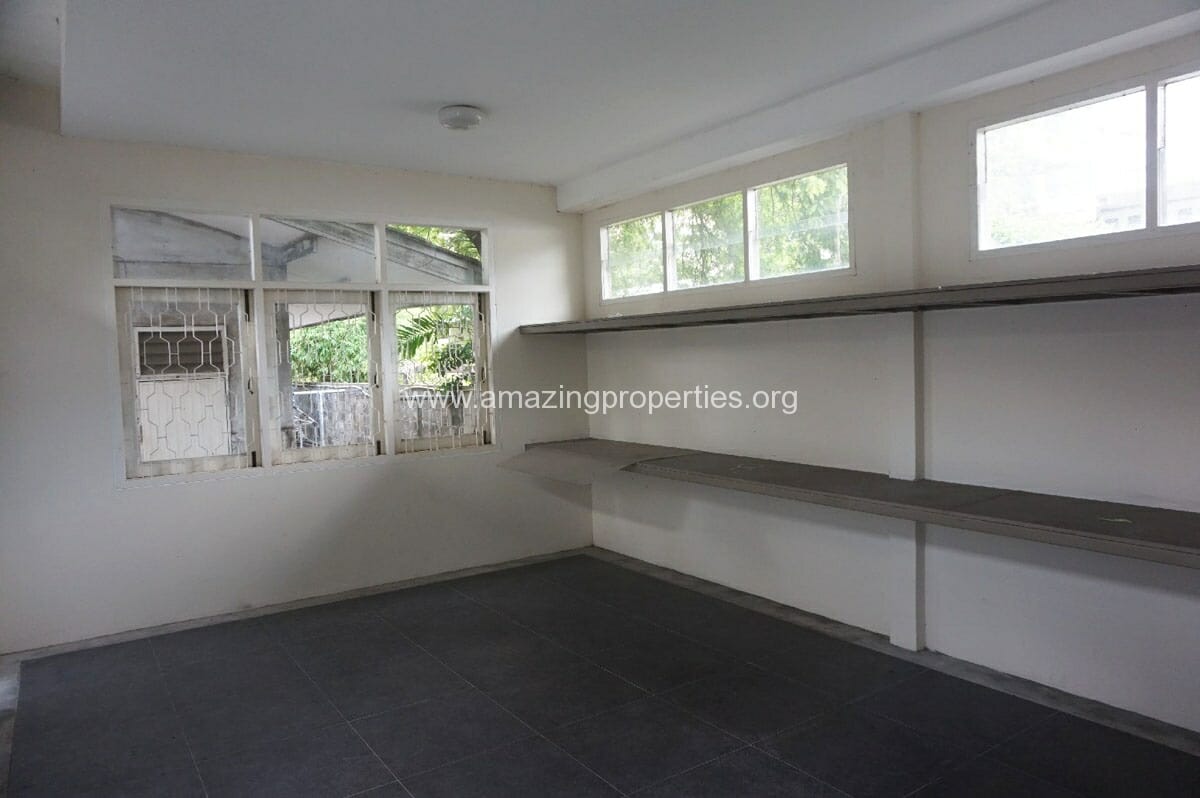 3-Bedroom-House-Asoke-19-7495.jpg