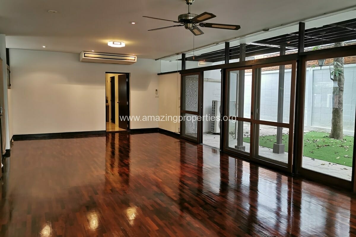 3-Bedroom-House-for-Rent-Thonglor-22-6994.jpg