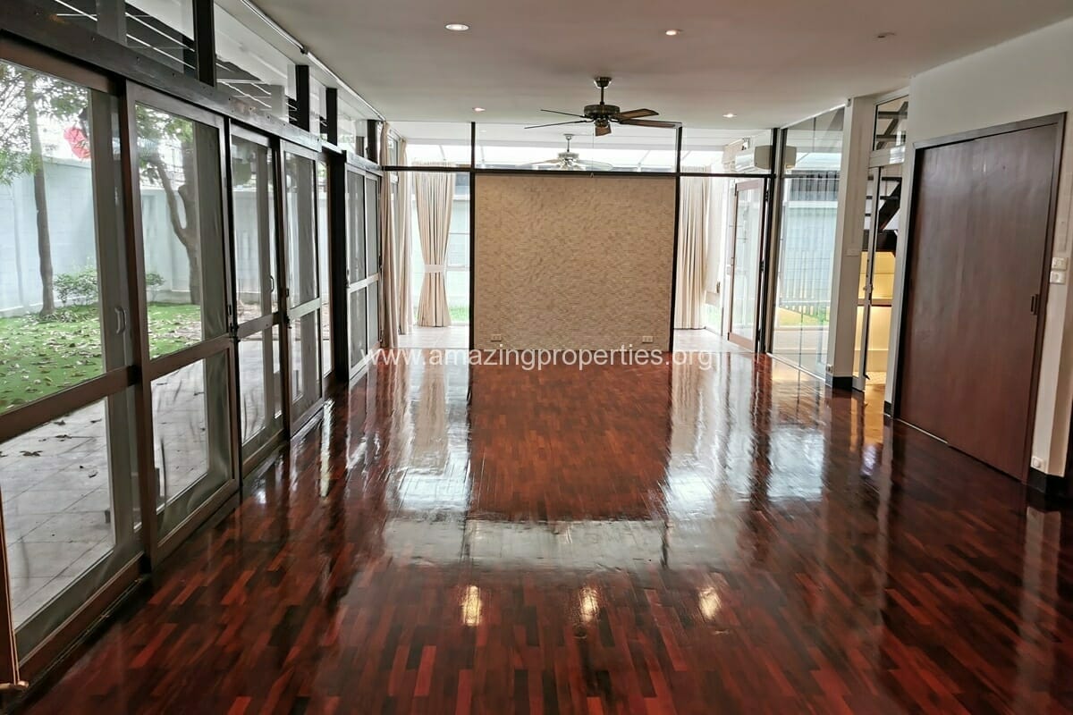 3-Bedroom-House-for-Rent-Thonglor-26-8486.jpg