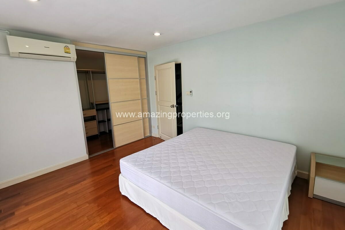 3-Bedroom-House-near-BTS-Phrom-Phong-9-3932.jpg