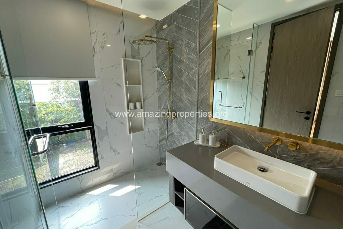 3-Bedroom-Mieler-Sukhumvit-40-12-8167.jpg