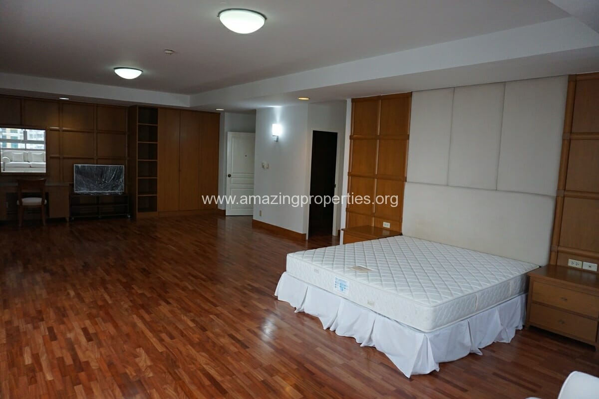 3-Bedroom-Penthouse-Krungthep-Thani-Tower-4-3627.jpg