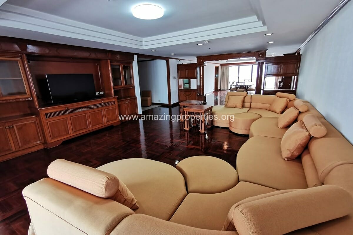 3-Bedroom-Sethiwan-Mansion-9-9727.jpg