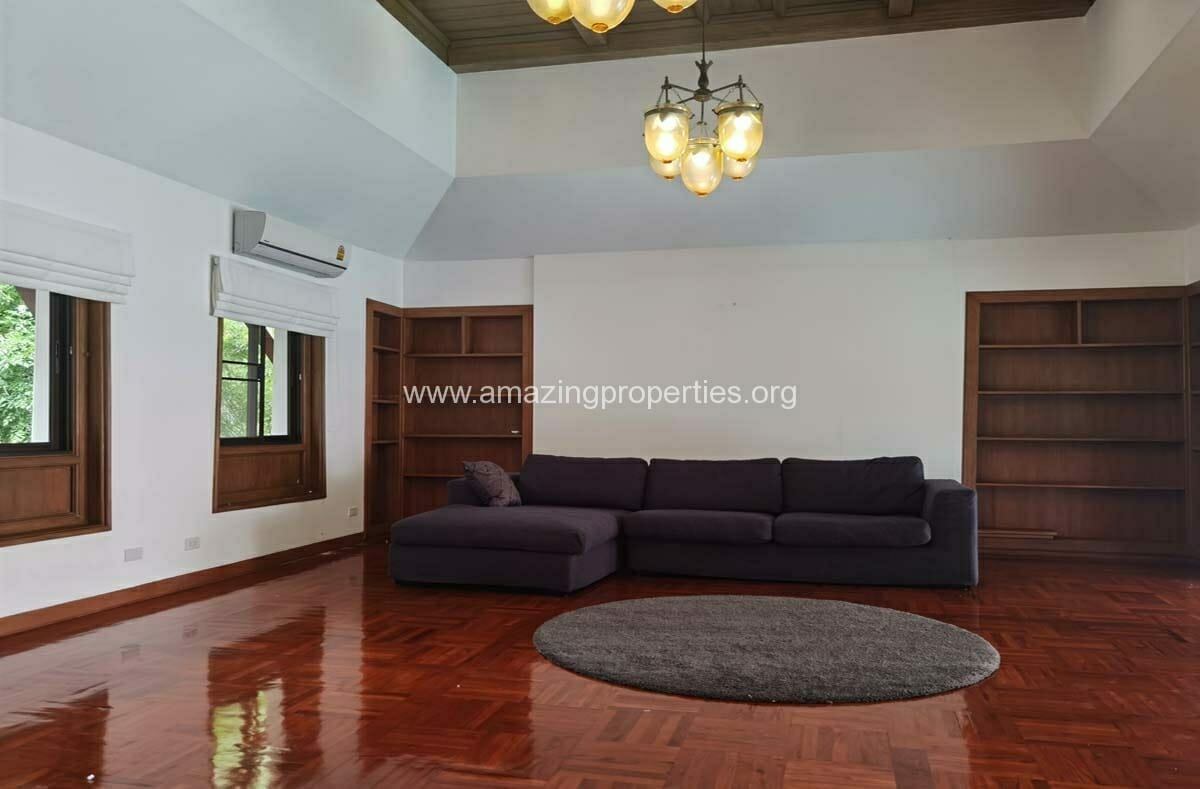 3-Bedroom-Thai-Style-house-Phrom-Phong-13-9650.jpg