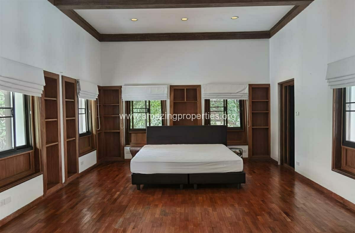 3-Bedroom-Thai-Style-house-Phrom-Phong-23-9147.jpg
