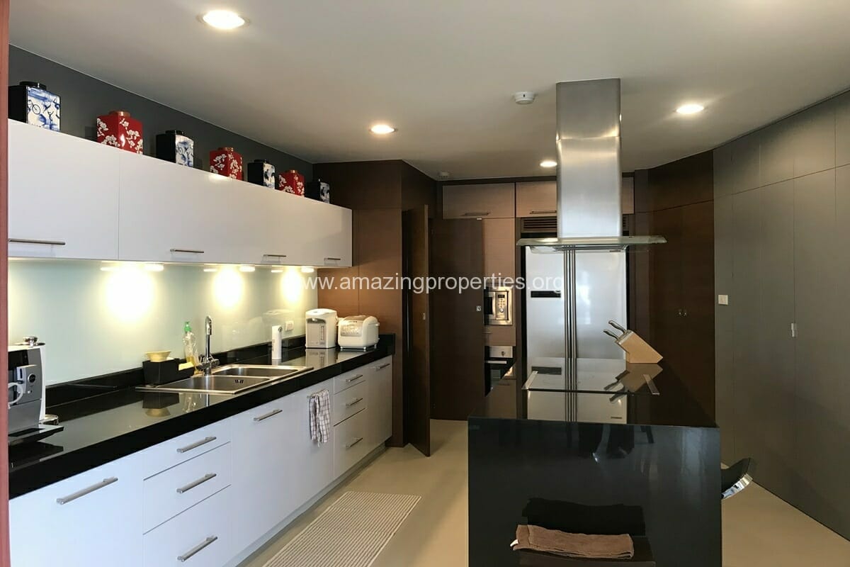 3-Bedroom-The-Rise-Sukhumvit-39-3-3976.jpg