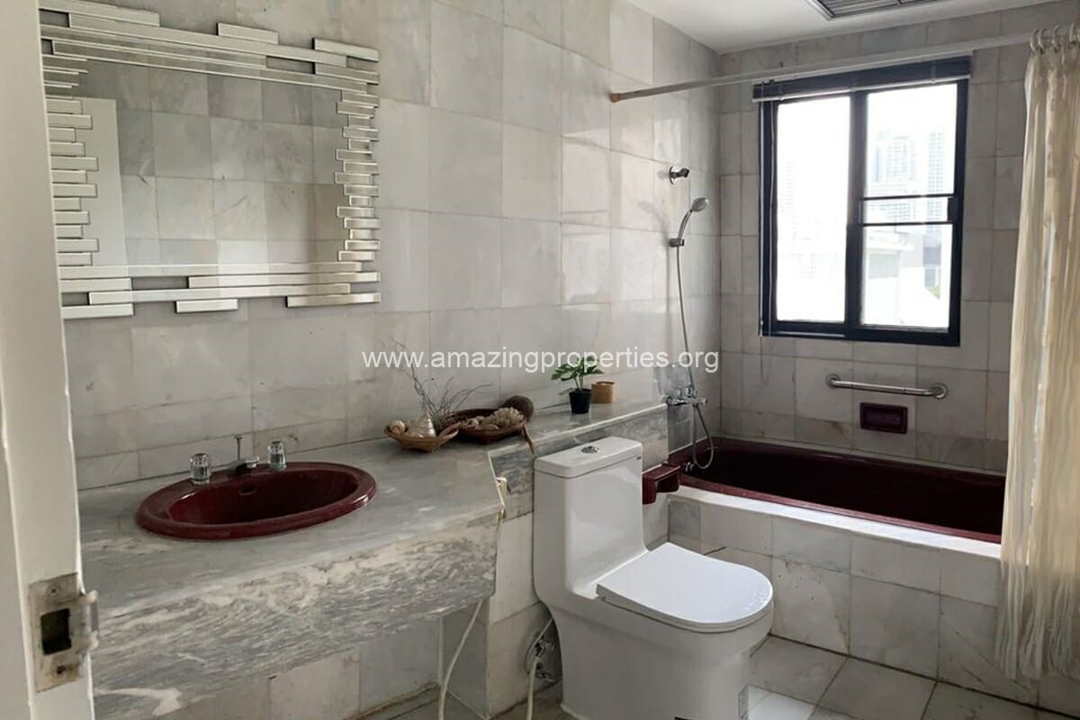 3-Bedroom-Townhouse-Phrom-Phong-1-7091.jpg