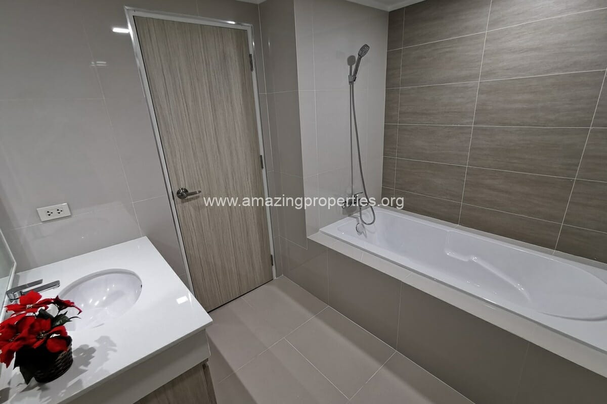 3-Bedroom-apartment-Baan-Kwanta-10-8641.jpg