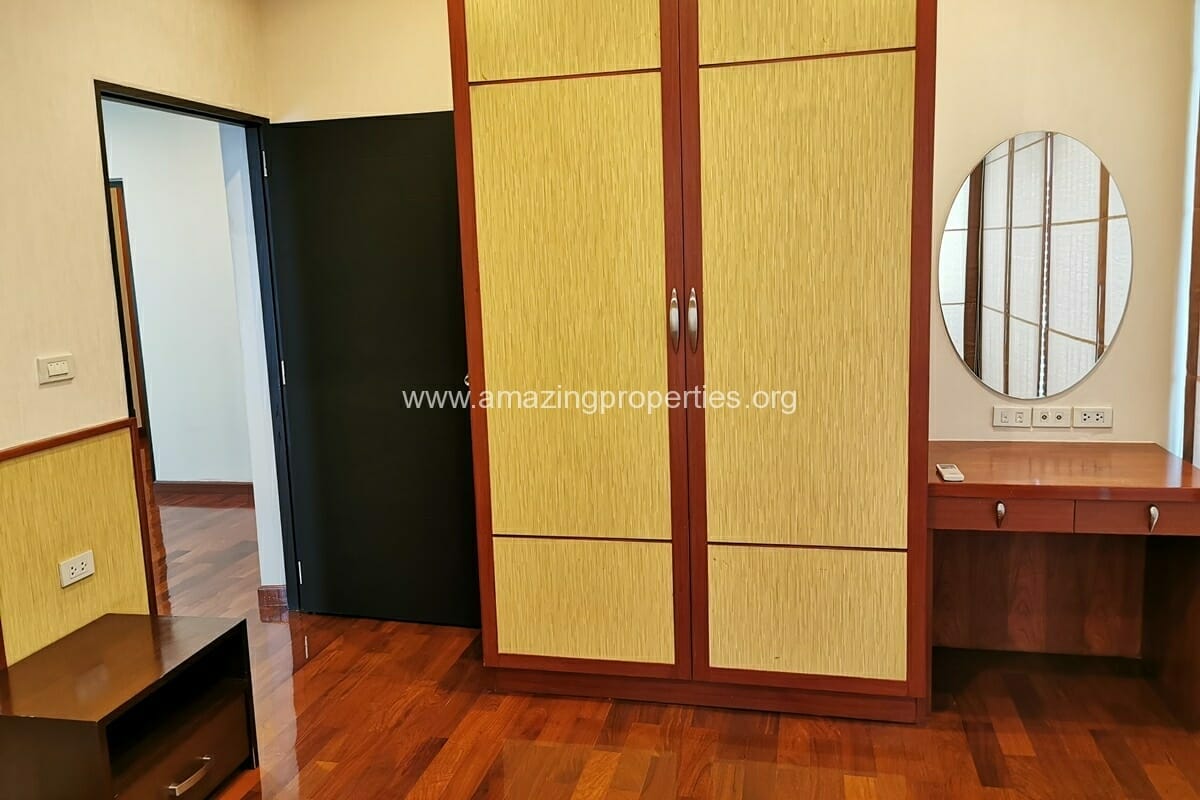 3-Bedroom-apartment-Baan-Sasida-14-3704.jpg