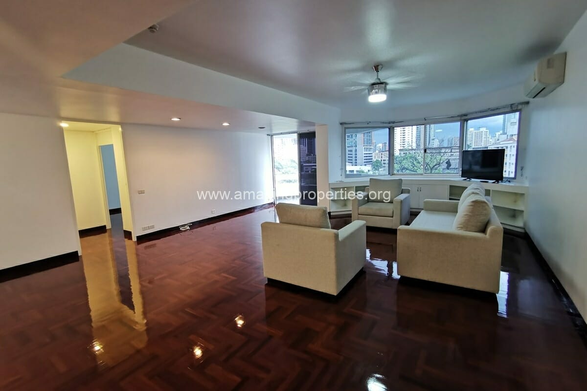 3-Bedroom-apartment-Kanta-Mansion-12-2151.jpg