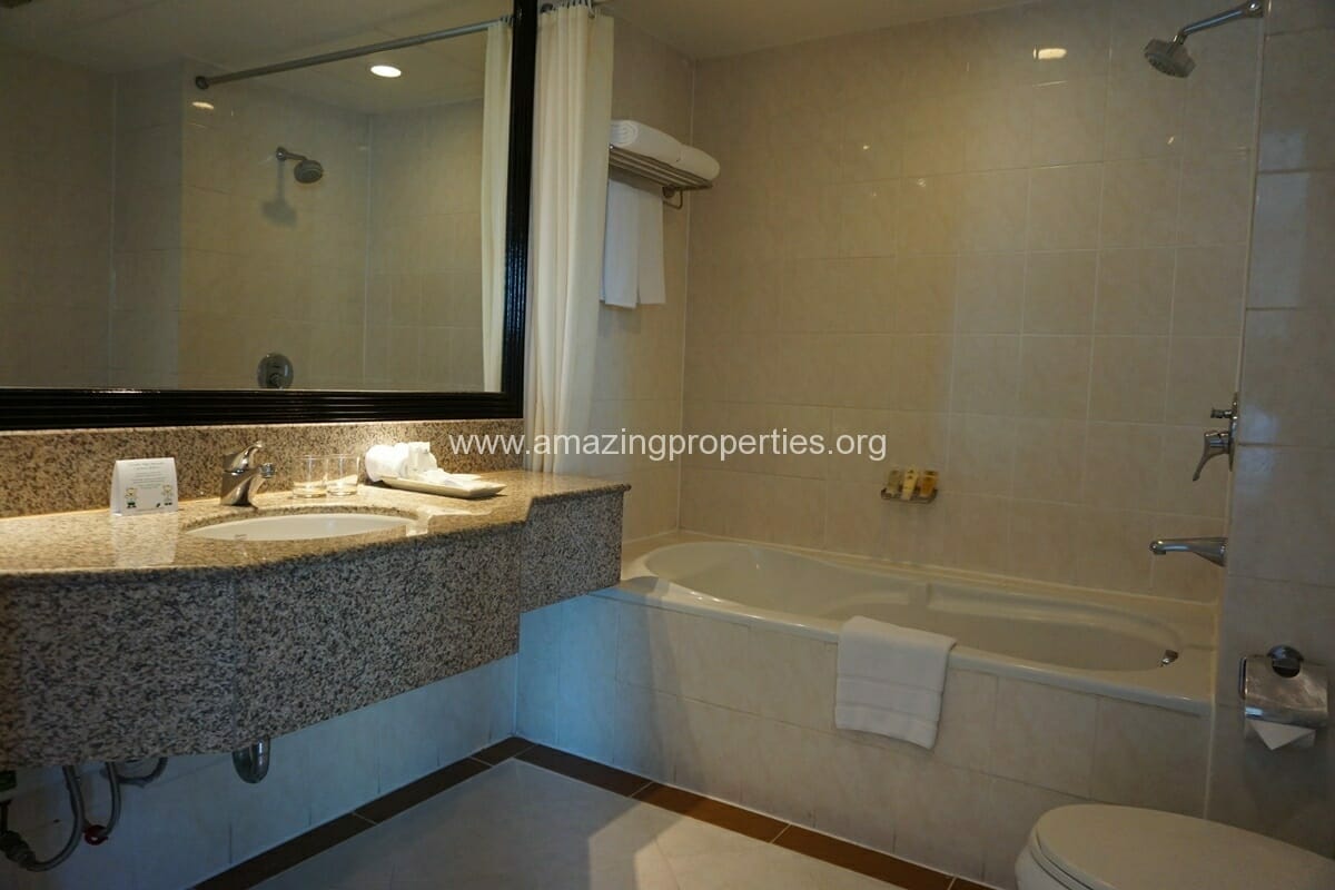 3-Bedroom-apartment-for-rent-Somerset-Park-Suanplu-18-9558.jpg