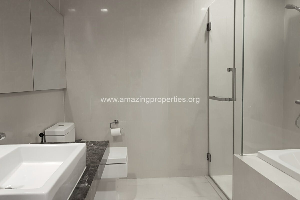 3-Bedroom-condo-Hyde-Sukhumvit-13-8-6665.jpg