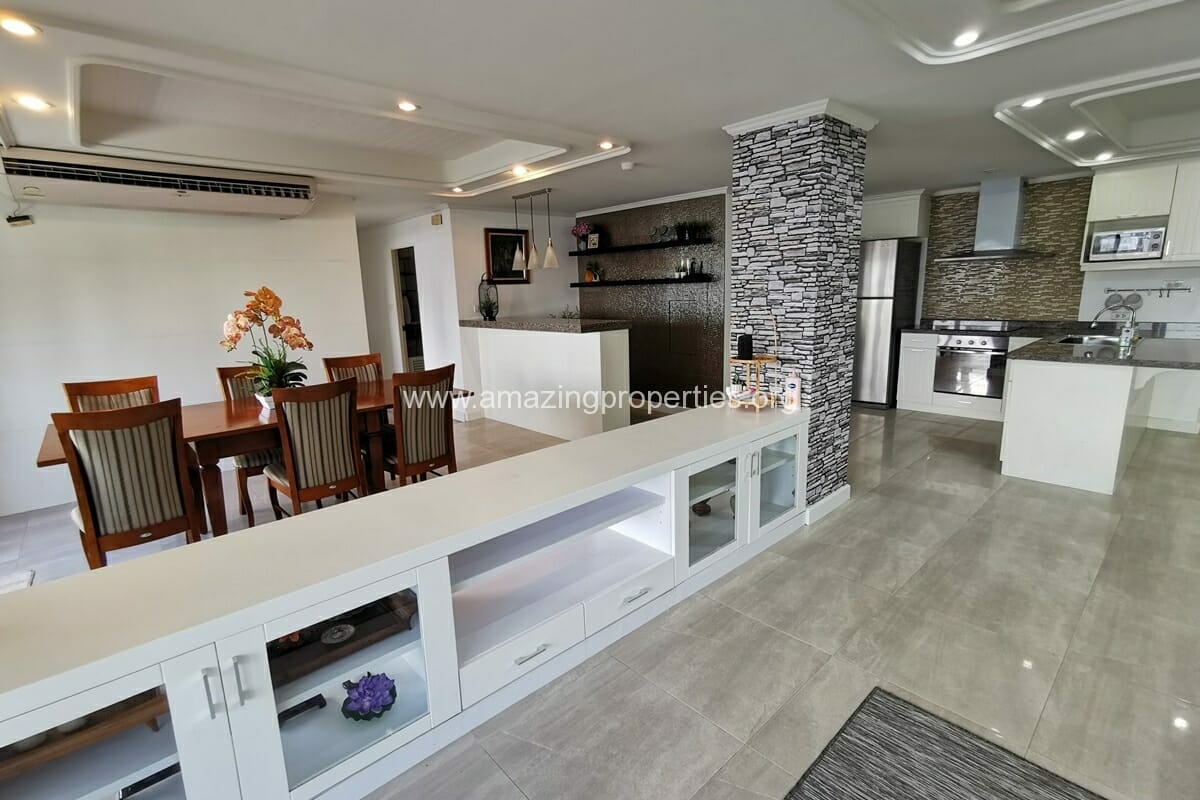 3-Bedroom-condo-Ruamjai-Heights-3-9641.jpg