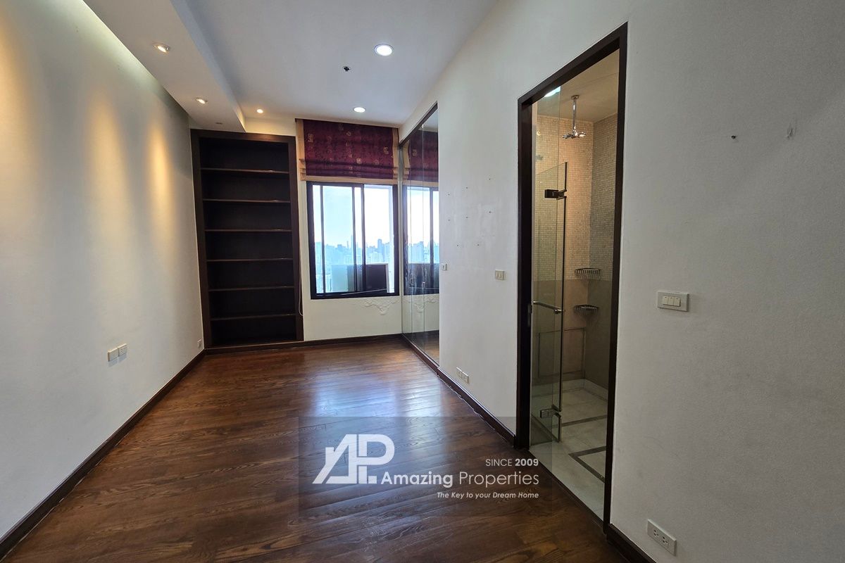 3-bedroom-Duplex-Penthouse-Thonglor-13-7048.jpg