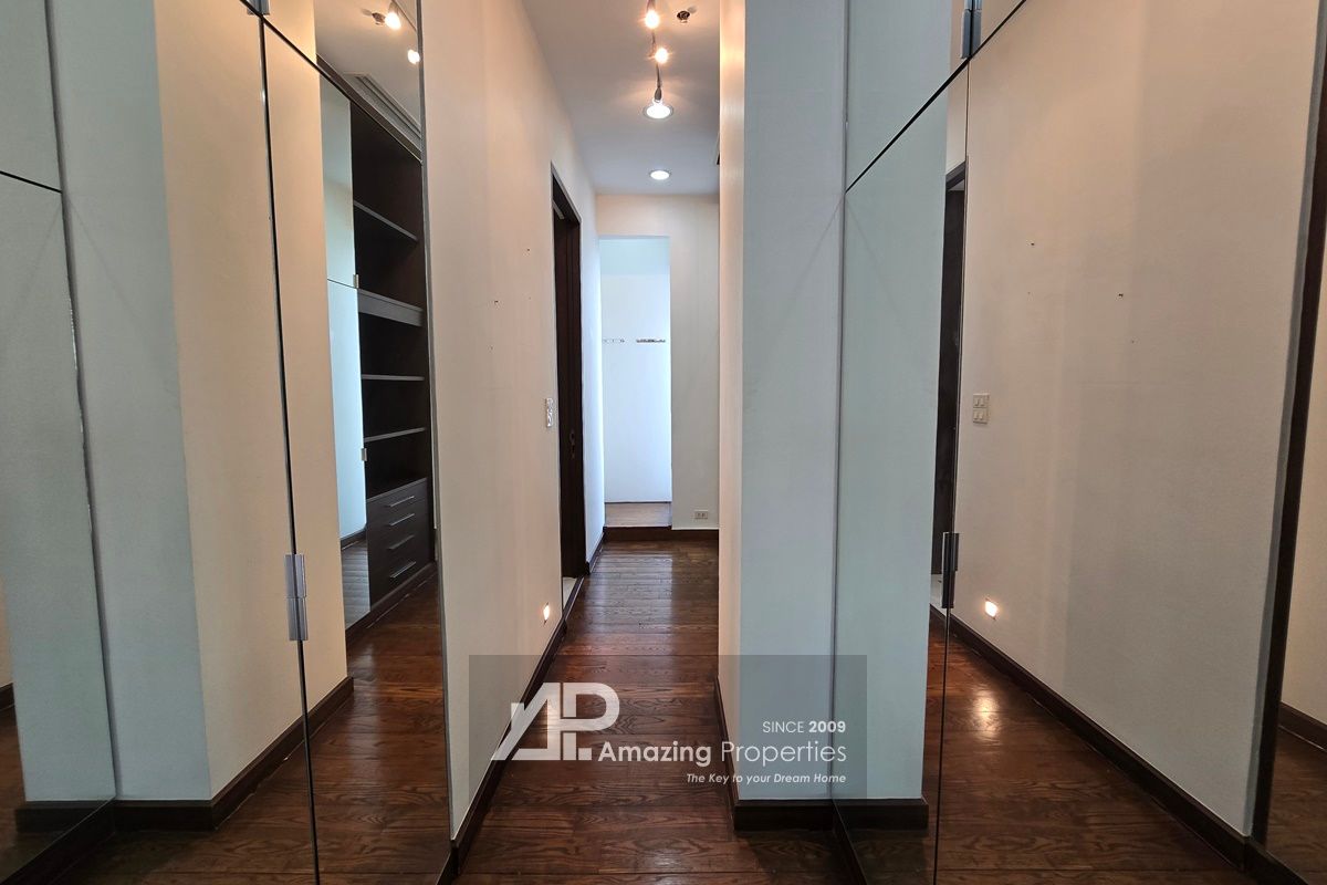3-bedroom-Duplex-Penthouse-Thonglor-16-4092.jpg