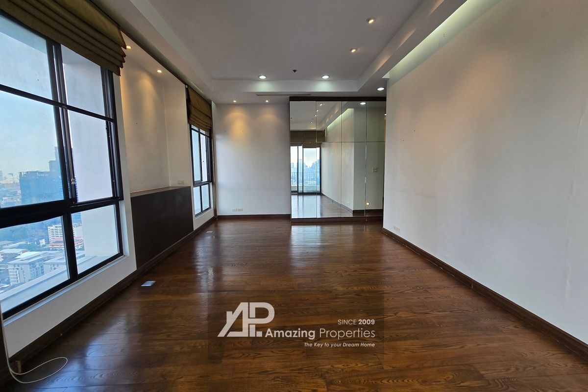 3-bedroom-Duplex-Penthouse-Thonglor-23-1494.jpg