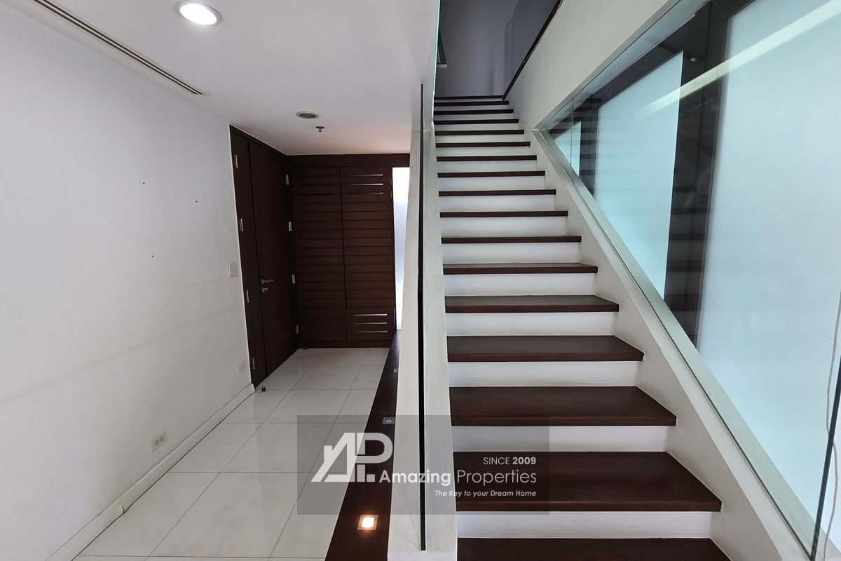 3-bedroom-Duplex-Penthouse-Thonglor-8-3917.jpg