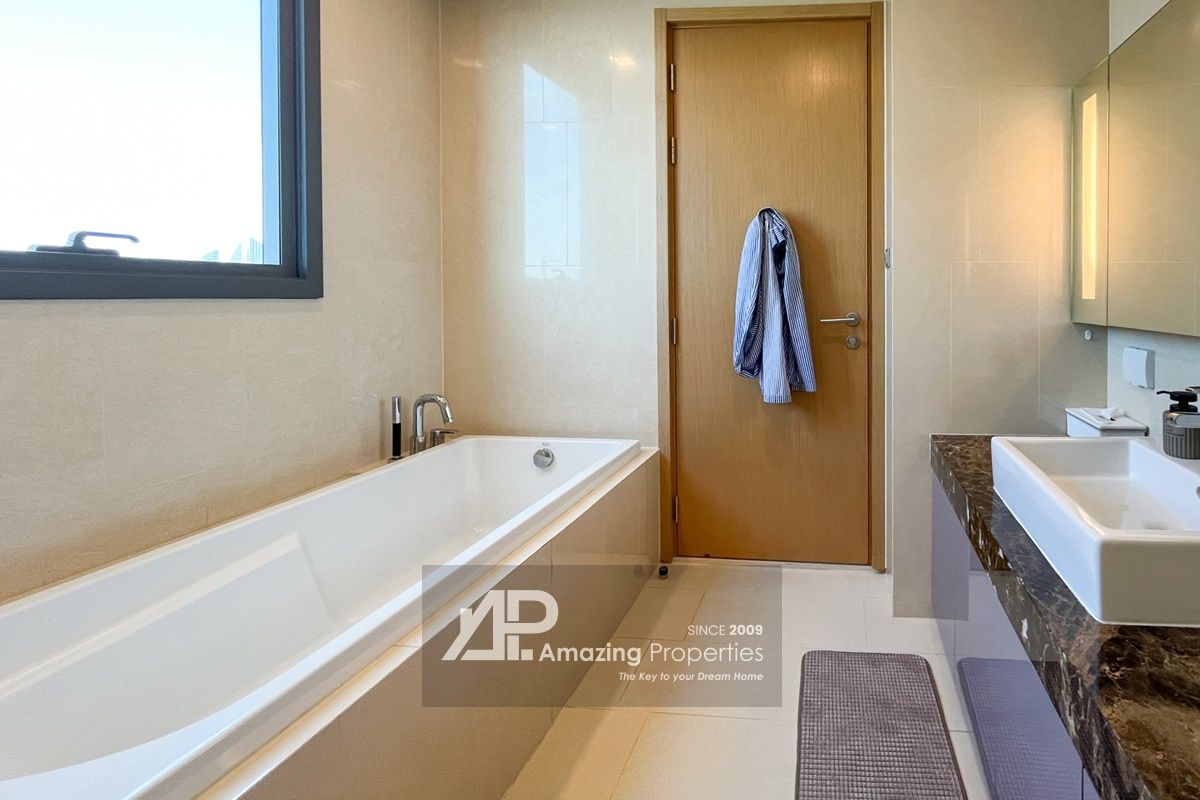3-bedroom-Hyde-Sukhumvit-13-(13)-8079.jpg