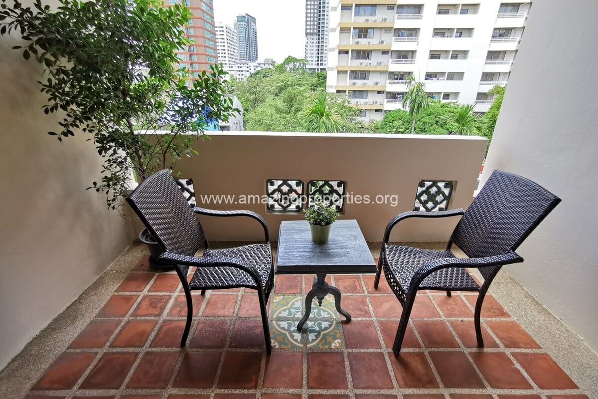 3-bedroom-Raintree-Village-Apartment-14-3098.jpg