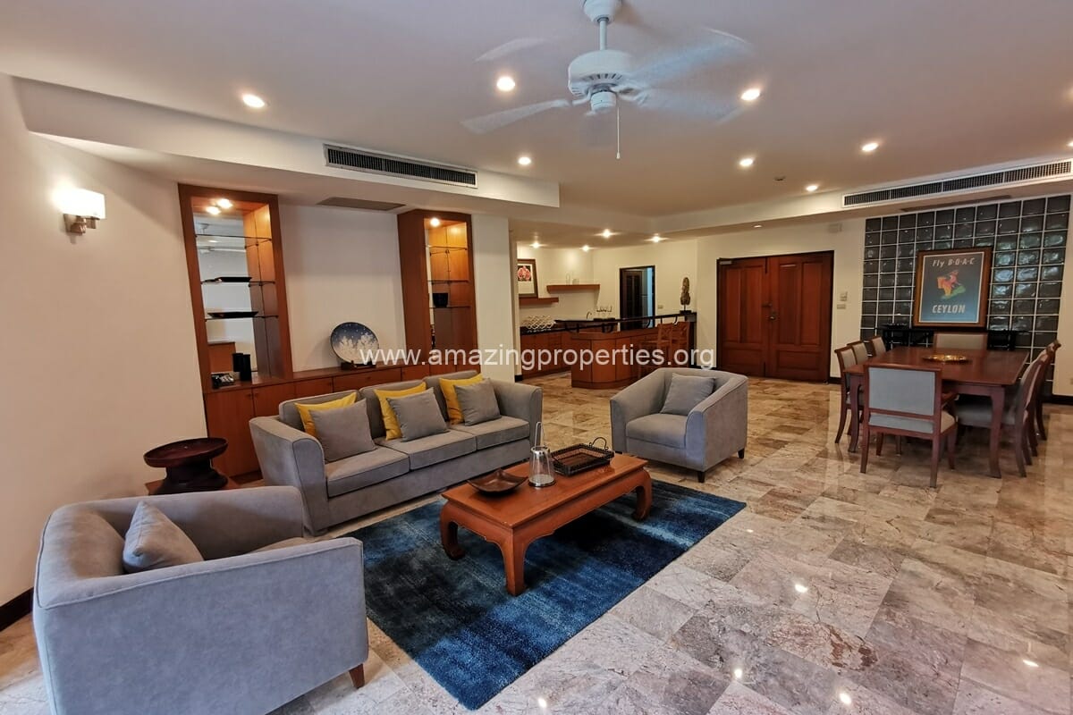 3-bedroom-Raintree-Village-Apartment-6-5923.jpg