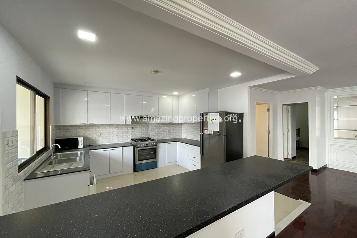 3-bedroom-Regent-on-the-Park-Sukhumvit-26-2-3111.jpg