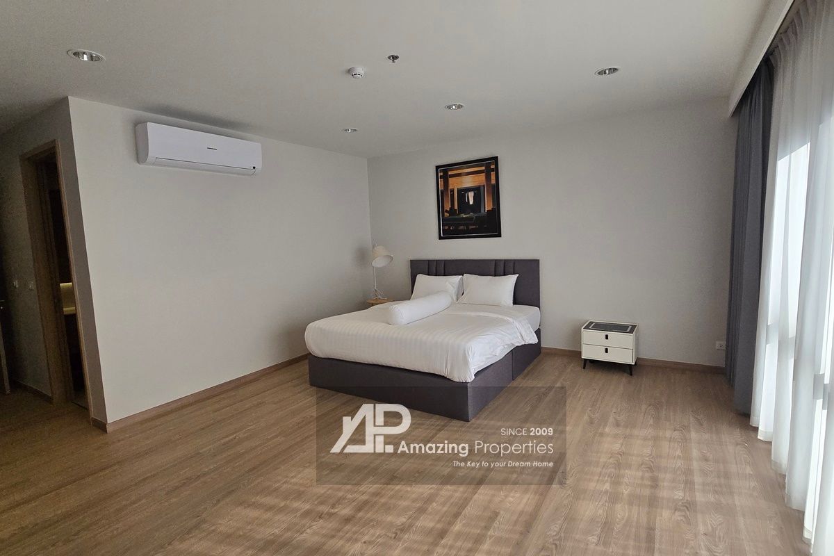 3-bedroom-Sathorn-111-(14)-3825.jpg