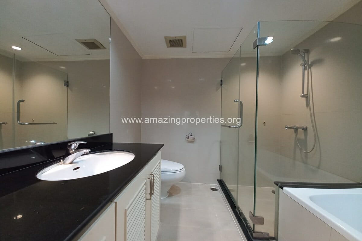 3-bedroom-Sathorn-Park-Place-11-5015.jpg
