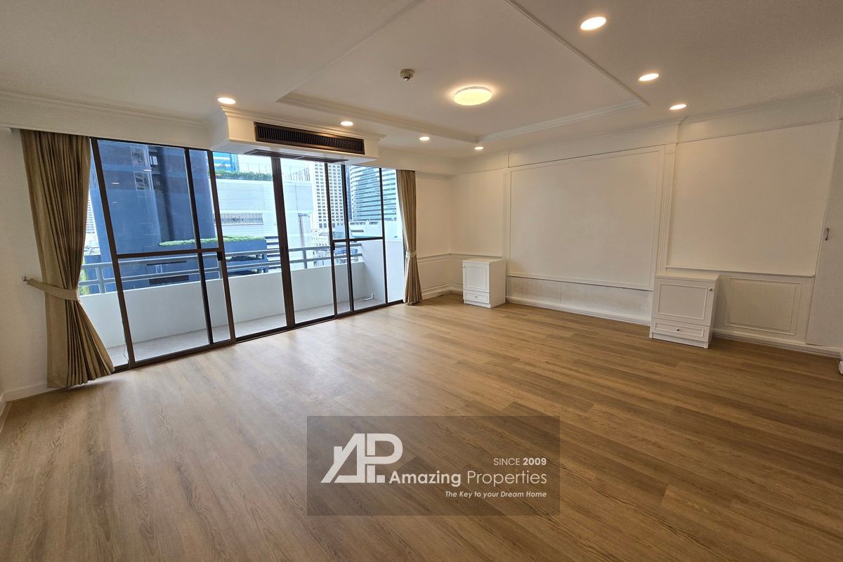 3-bedroom-Wattana-Heights-11-9680.jpg