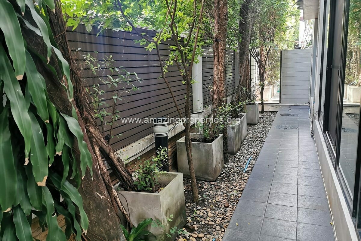3-bedroom-apartment-Baan-Sasida-6-2776.jpg