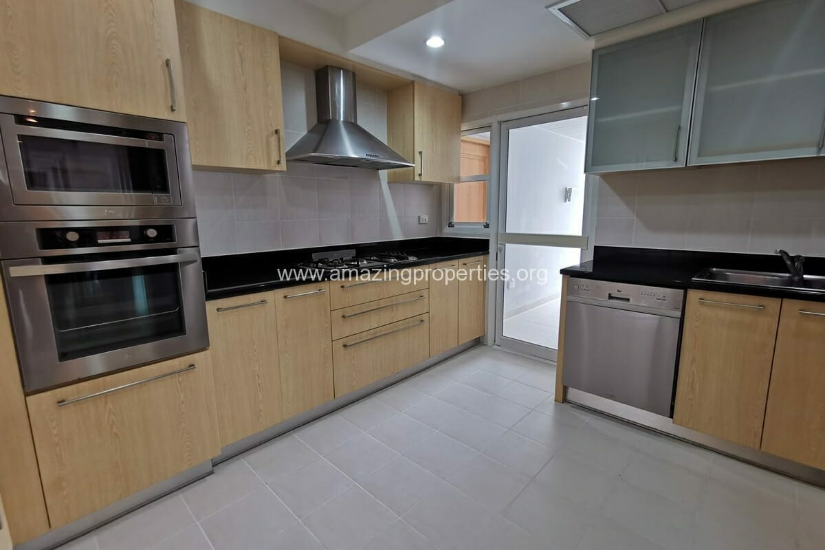 3-bedroom-apartment-GM-Height-9-5208.jpg