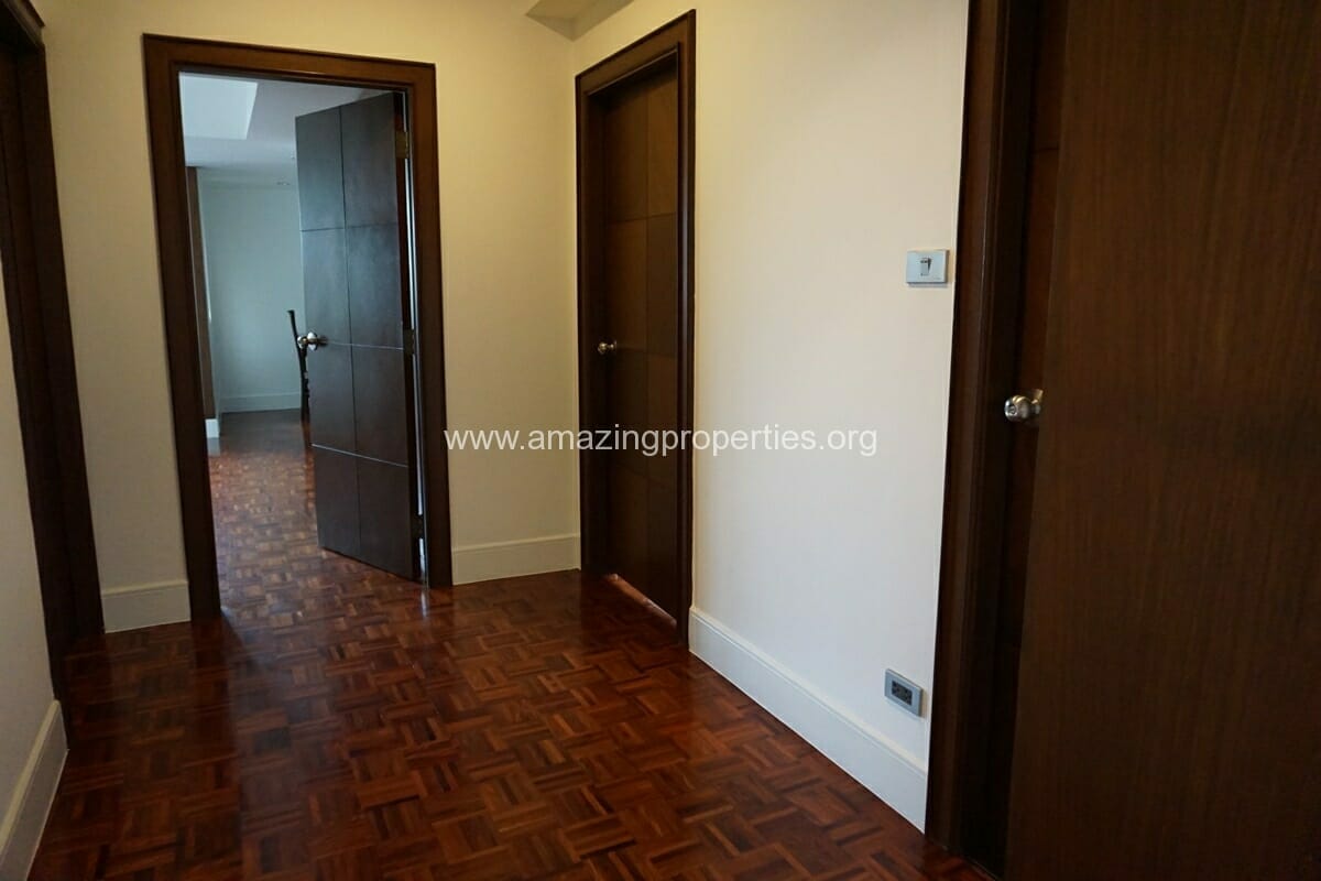 3-bedroom-apartment-for-rent-at-Phirom-Garden-10-1865.jpg