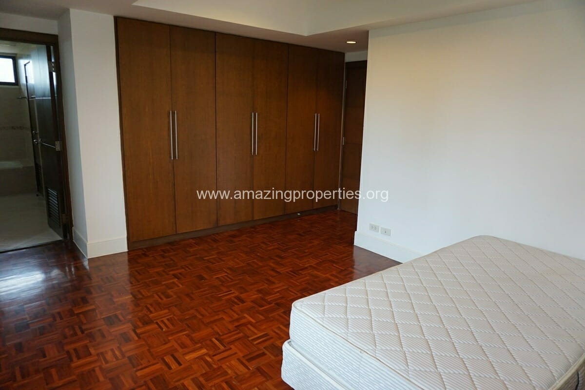 3-bedroom-apartment-for-rent-at-Phirom-Garden-11-6626.jpg
