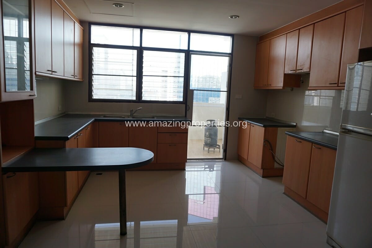3-bedroom-apartment-for-rent-at-Sriratana-Mansion-1-10-5174.jpg