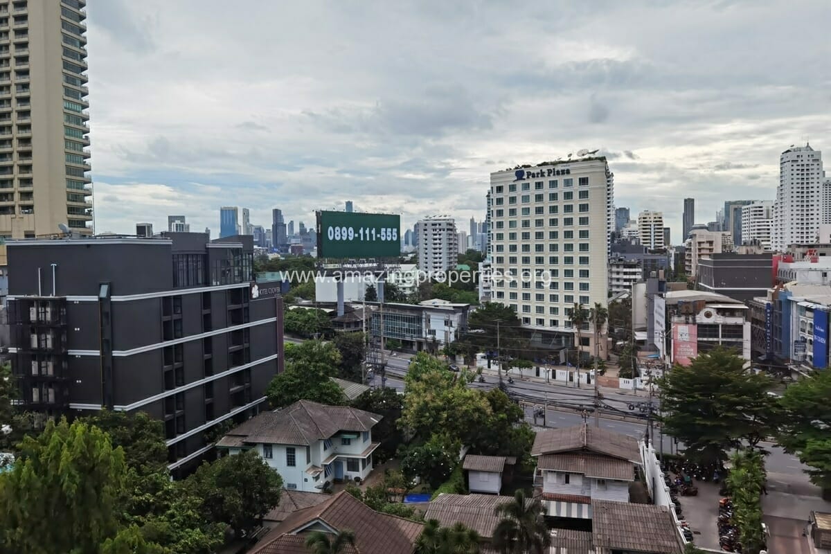 3-bedroom-condo-Citismart-Sukhumvit-18-5-7507.jpg