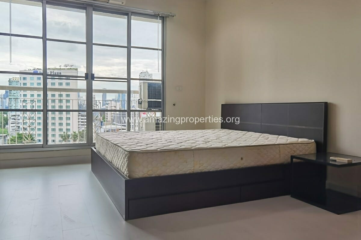 3-bedroom-condo-Citismart-Sukhumvit-18-8-8170.jpg