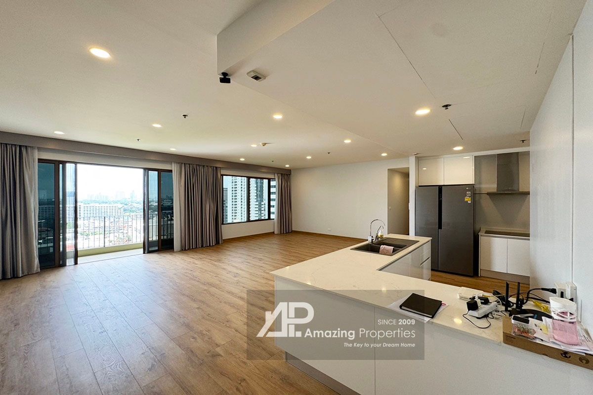 3-bedroom-condo-Emporio-Place-2-5030.jpg