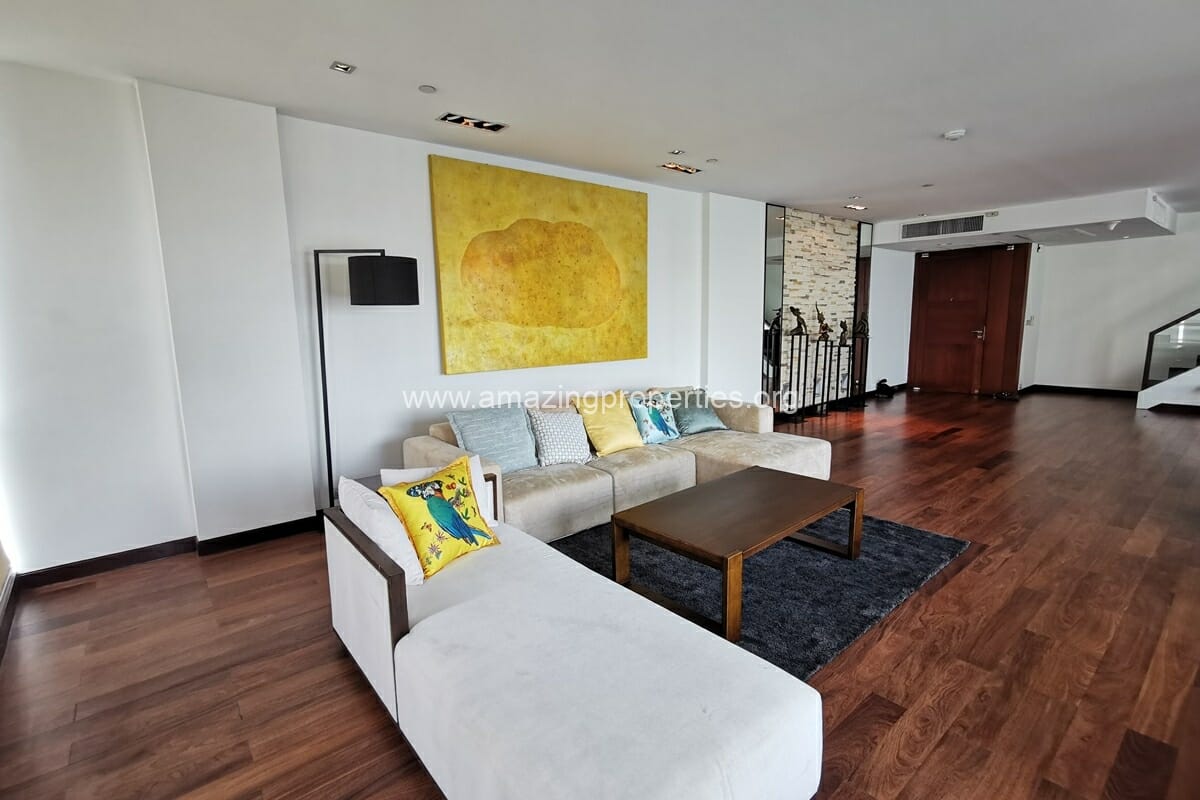 3-bedroom-condo-Le-Raffine-Sukhumvit-31-32-3947.jpg