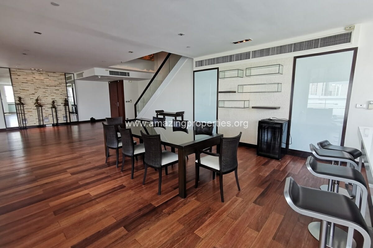 3-bedroom-condo-Le-Raffine-Sukhumvit-31-36-3593.jpg