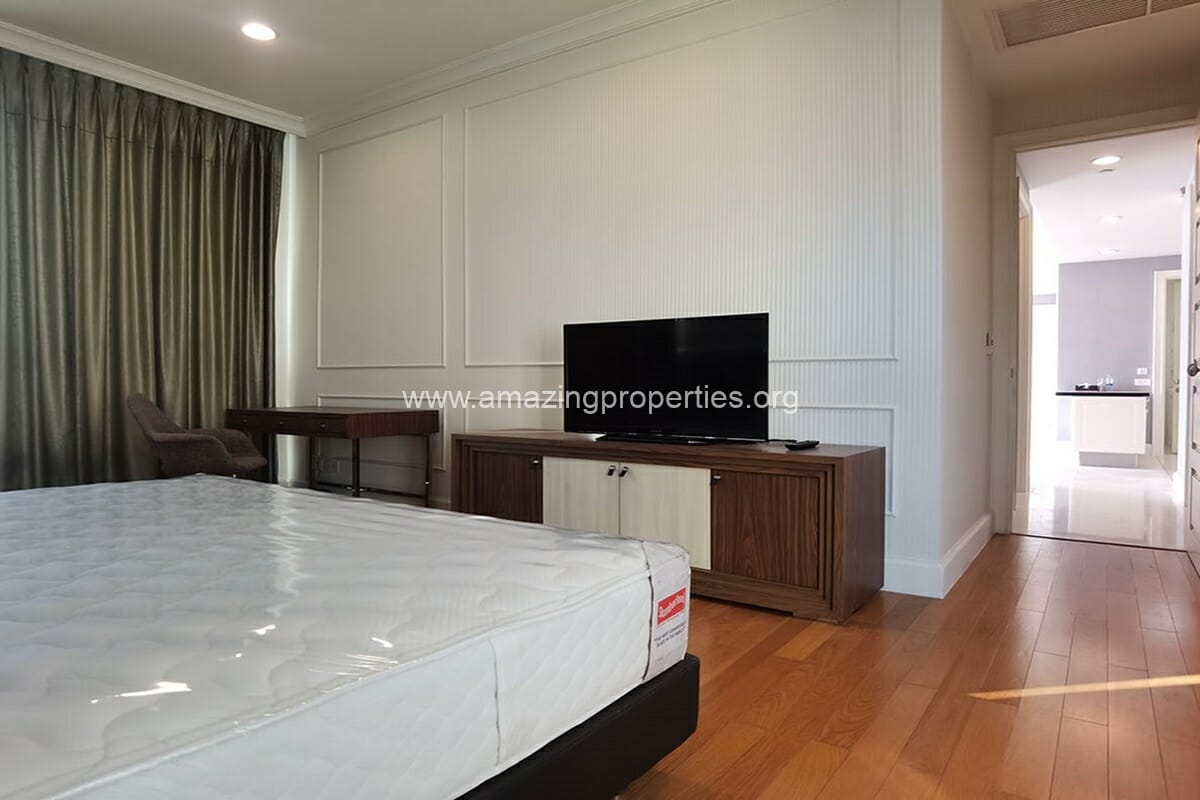 3-bedroom-condo-Royce-Private-Residences-7-3743.jpg