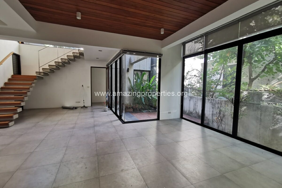 3-bedroom-house-Phrom-Phong-2-9659.jpg