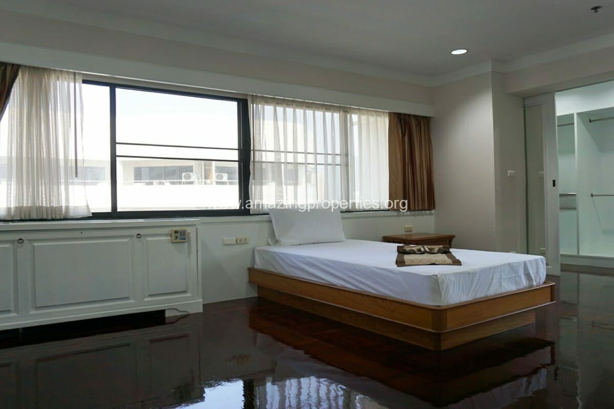 4-Bedroom-Apartment-Centerpoint-Residence-Phrom-Phong-13-1479.jpg