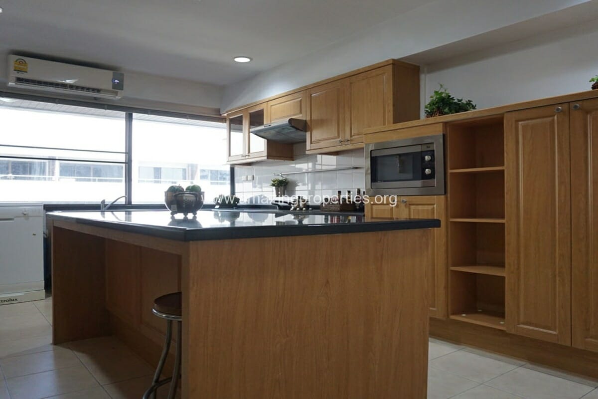 4-Bedroom-Apartment-Centerpoint-Residence-Phrom-Phong-21-6796.jpg